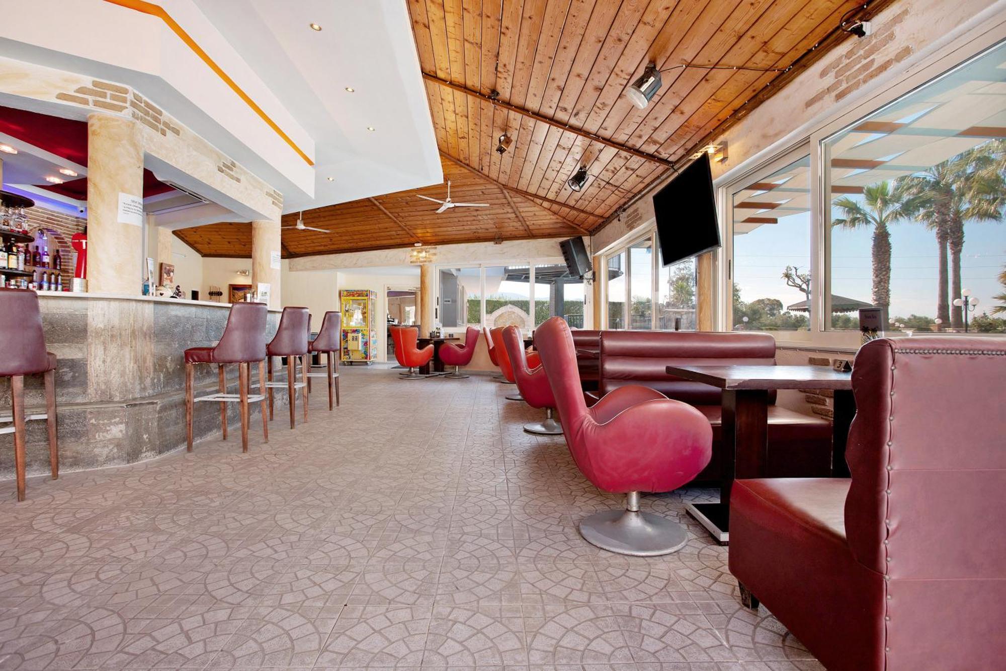 Paradise Zante Standard 7 *